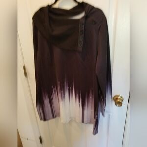 Gradient Black and White Women's Top